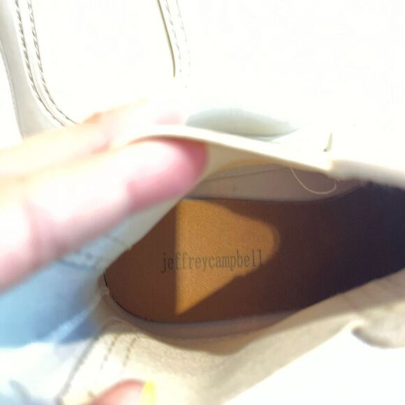 Jeffrey Campbell Womens Beige Chelsea Rain Boots Lug Sole 10 Chunky Bootie EUC - Picture 6 of 10